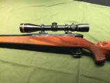 Weatherby Mark V deluxe in .270 Win Mag - 1 of 14