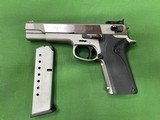 Smith & Wesson 845 Performance Shop Model of 1998 - 12 of 13