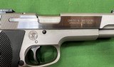 Smith & Wesson 845 Performance Shop Model of 1998 - 4 of 13