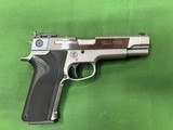 Smith & Wesson 845 Performance Shop Model of 1998 - 3 of 13
