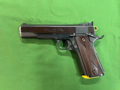 Colt 1911 Mark IV Series 80 Custom