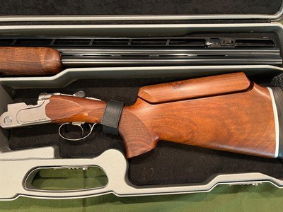 Beretta 692 X Trap 30” Barrels 12 Gauge - Image 2 of 12