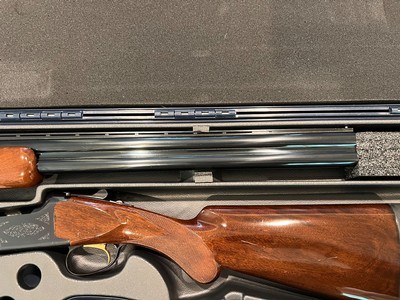 Browning Citori 12 gauge 28” Barrels w/Chokes - Image 4 of 12