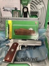 Remington 1911
R1 Stainless - 1 of 8