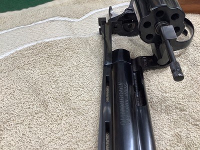 Colt Diamondback 4” 22lr - Image 6 of 12