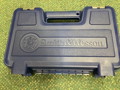 Smith Wesson 1911E - Image 4 of 11