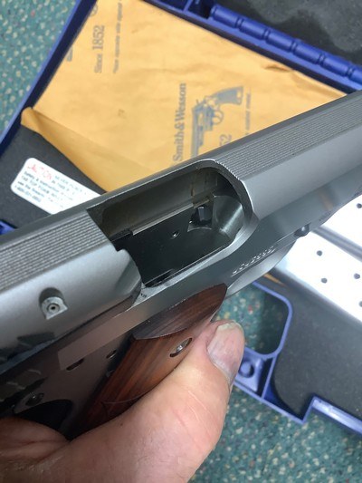 Smith Wesson 1911E - Image 8 of 11