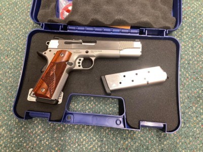 Smith Wesson 1911E - Image 2 of 11