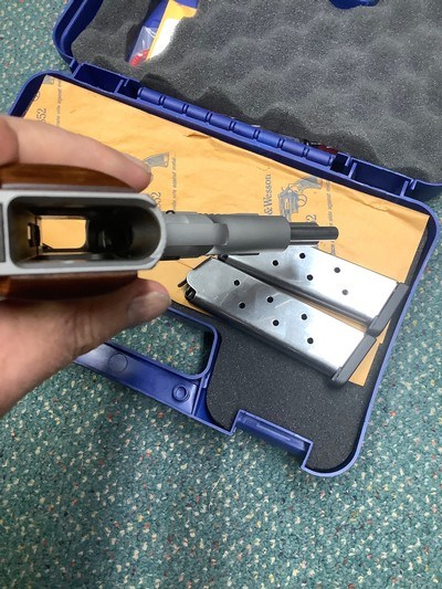 Smith Wesson 1911E - Image 10 of 11