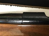 Weatherby Mark V Deluxe .300 wby mag 24" R/H Unfired Japan Mfg - 5 of 9