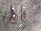 Ruger Original Speed Six walnut grips w/ruger medallion - 5 of 5
