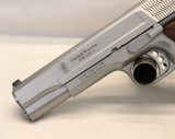 Smith & Wesson SW1911 PRO SERIES semi-automatic pistol BOX & MANUAL Excellent Condition - 5 of 15