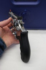 Smith & Wesson MODEL 66-5 Stainless Revolver .357 Magnum 2.5