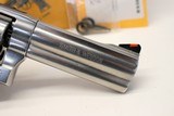 Smith & Wesson MODEL 686-6 Revovler 4