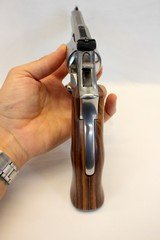 Smith & Wesson MODEL 617-6 Double Action Revolver .22LR Stainless Steel - 12 of 13