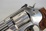 Smith & Wesson MODEL 617-6 Double Action Revolver .22LR Stainless Steel - 4 of 13