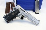 Smith & Wesson SW1911 PRO SERIES sem-auto pistol FULL SIZE 9mm 1911 - 6 of 15