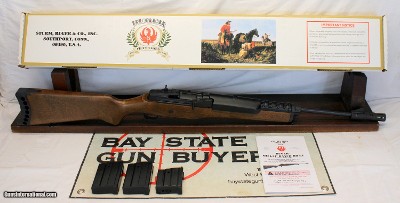 1999 RUGER Mini-14 RANCH RIFLE semi-auto .223 cal (5.56mm)
ORIGINAL BOX Magazines