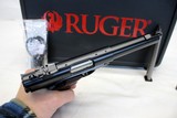 Ruger MKIV TARGET semi-auto pistol .22 LR Case LAMINTE GRIPS - 5 of 5