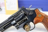 UNUSED Smith & Wesson MODEL 29-10 Revovler .44 Magnum Case, Manual & Keys - 4 of 15