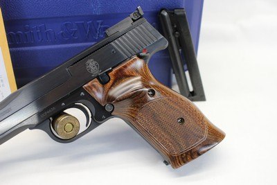 2011 Smith & Wesson MODEL 41 semi-auto 7
