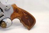 Smith & Wesson MODEL 627-5 PERFORMANCE CENTER Revolver .357 Mag CASE & GRIPS - Image 4 of 14