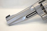 Smith & Wesson MODEL 627-5 PERFORMANCE CENTER Revolver .357 Mag CASE & GRIPS - Image 6 of 14