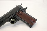 New Manufacture COLT 1911 GOVERNMENT MODEL Series 70 MODEL 01911C Box Manual - Image 4 of 13