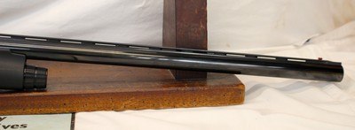 preowned BENELLI MONTEFELTRO semi-auto shotgun 12GA Synthetic Stocks - Image 11 of 15