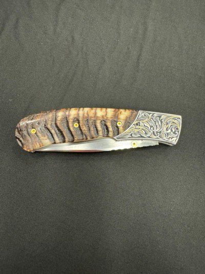 W.D. Pease, Mid-Lock Folder, Sheep Horn