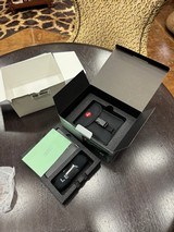 Leica Ultravid 8 x 32 HD - 6 of 13