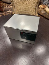 Leica Ultravid 10 x 40 BR, NEW - 3 of 9