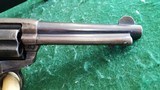 Colt.
Model
1977
Lighting Double action revolver - 6 of 15