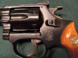 S&W.  Model 51. Revolver . Cal 22/ 32Mag. 3.1/2" barrel - 6 of 15