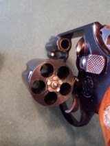 Smith & Wesson. Model 37. Revolver - 11 of 15