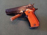 Browning. Model BDA semi auto pistol - 1 of 12