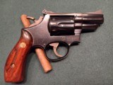 Smith & Wesson. Model 19-3 Snub nose Double action revolver. - 2 of 15