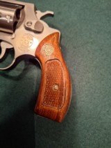 Smith & Wesson. Model 60 Revolver - 3 of 13