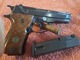 Browning. Model BDA- Double/Single action semi auto pistol - 3 of 14