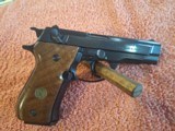 Browning. Model BDA- Double/Single action semi auto pistol - 2 of 14