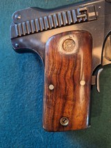 Smith & Wesson. Model 1913 semi auto pistol - 13 of 13