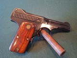 Smith & Wesson. Model 1913 semi auto pistol - 4 of 13