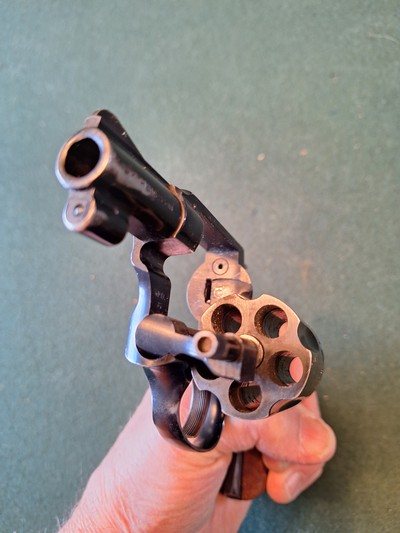 Smith & Wesson. Model 36 revolver. Cal 38 Sp - Image 8 of 12