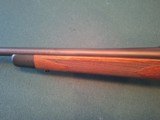 Remington. Model 700 CDL Classic Deluxe bolt action rifle. Cal 243 Win. - Image 3 of 15