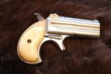Remington 41 Cal. Antique Deringer Type II
Mod 3 with Ivory grips - 2 of 9