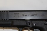 Glock G22 40 S&W - 3 of 5
