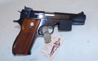 Smith and Wesson Model 52-2 .38 special - Image 2 of 4