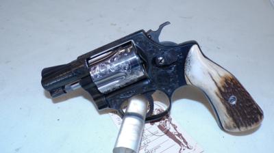 Smithand Wesson model 36 Engraved .38 special - Image 1 of 6