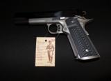 Colt Special Combat Government - 1 of 4