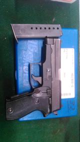 Sig Sauer p6 9mm - 2 of 2